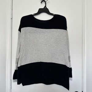 Vince Cotton Black/Gray Color Block Lightweight Long Sleeve Sweater Size Large